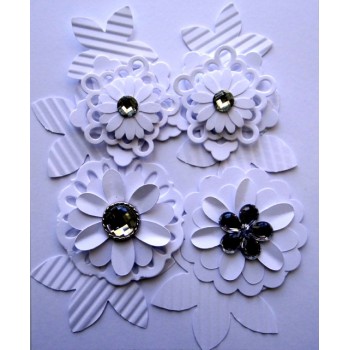 Kit Flores Branca de papel